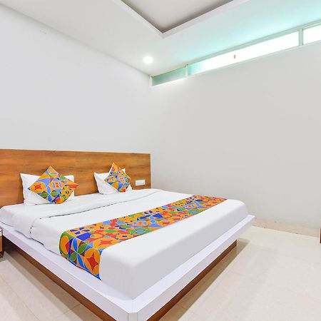 Fabhotel Raghumani Palace Udždžain Exteriér fotografie