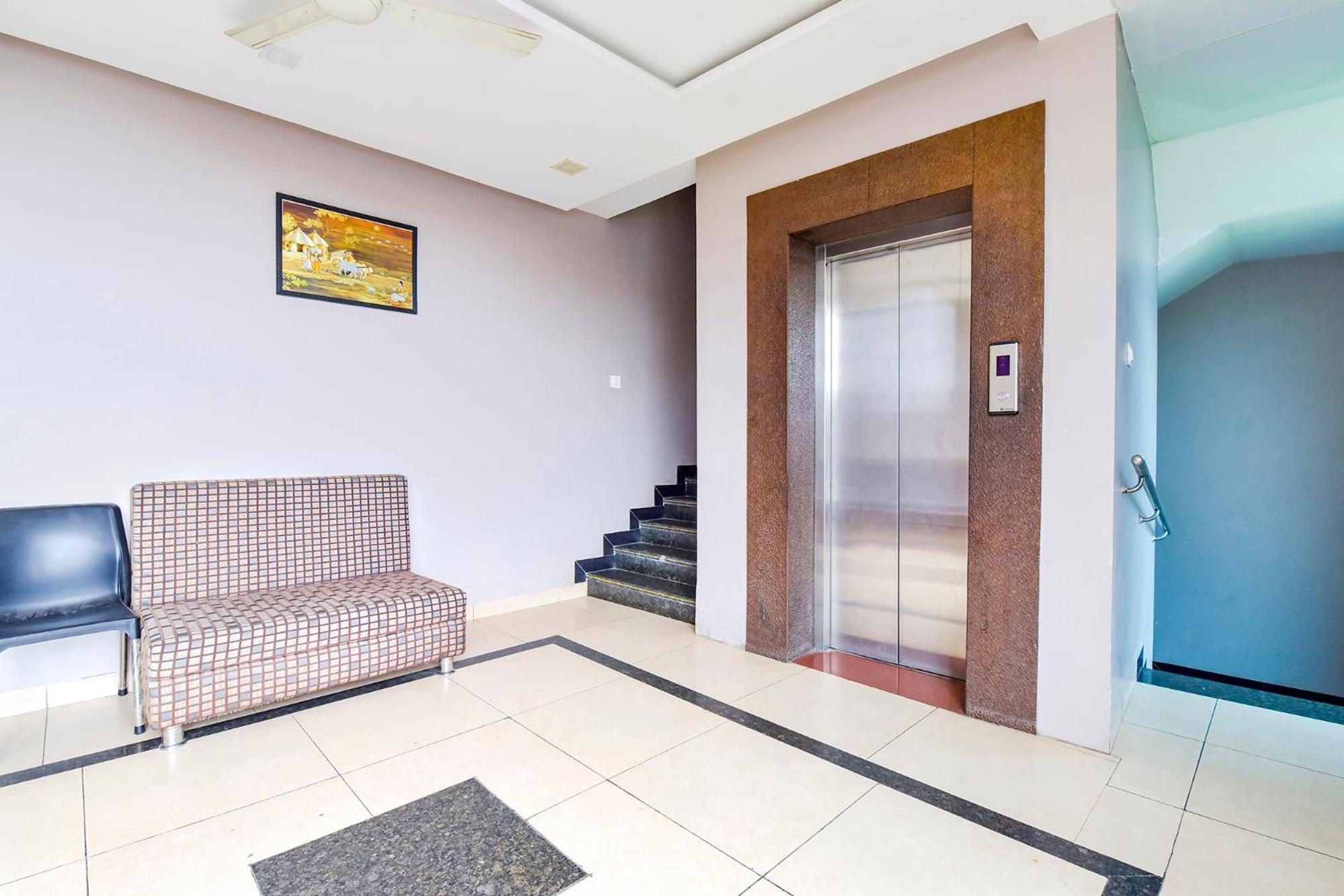 Fabhotel Raghumani Palace Udždžain Exteriér fotografie